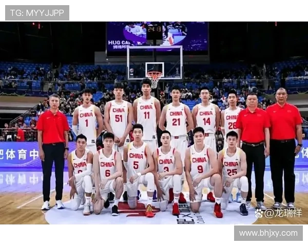 中国男篮力克韩国晋级亚洲杯四强 孙铭徽带领球队展现惊人逆袭能力