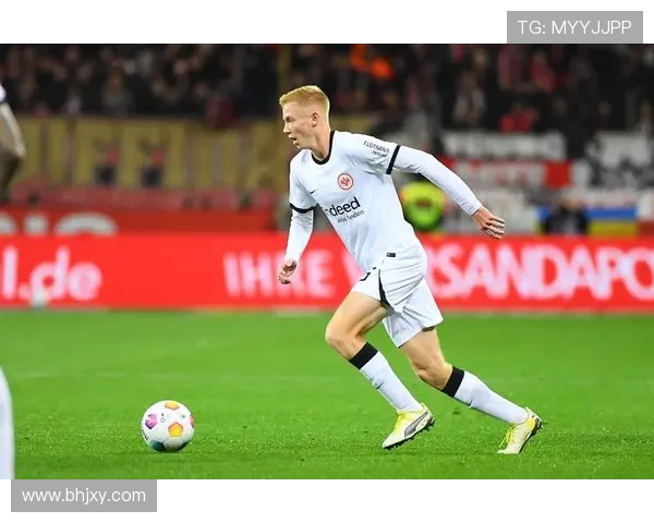 和睦法兰克福足球俱乐部的崛起与辉煌历程解析