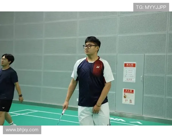 新赛季网坛风云再起多位名将表现抢眼赛场争锋引发热议持续关注度