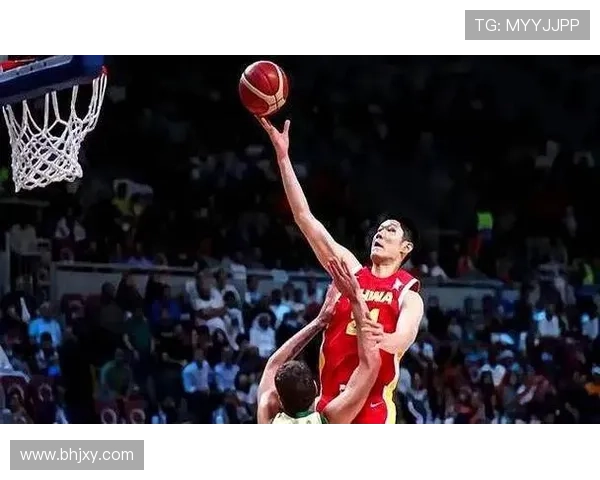 中国男篮在世界杯预选赛中逆袭取胜，迎来关键晋级机会