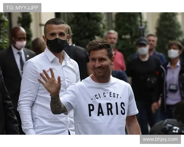 梅西转会巴黎圣日耳曼引发全球关注 巴萨球迷情感复杂