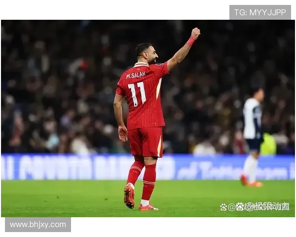 欧洲冠军联赛小组赛揭幕战精彩纷呈 曼联遭遇巴萨全力迎战